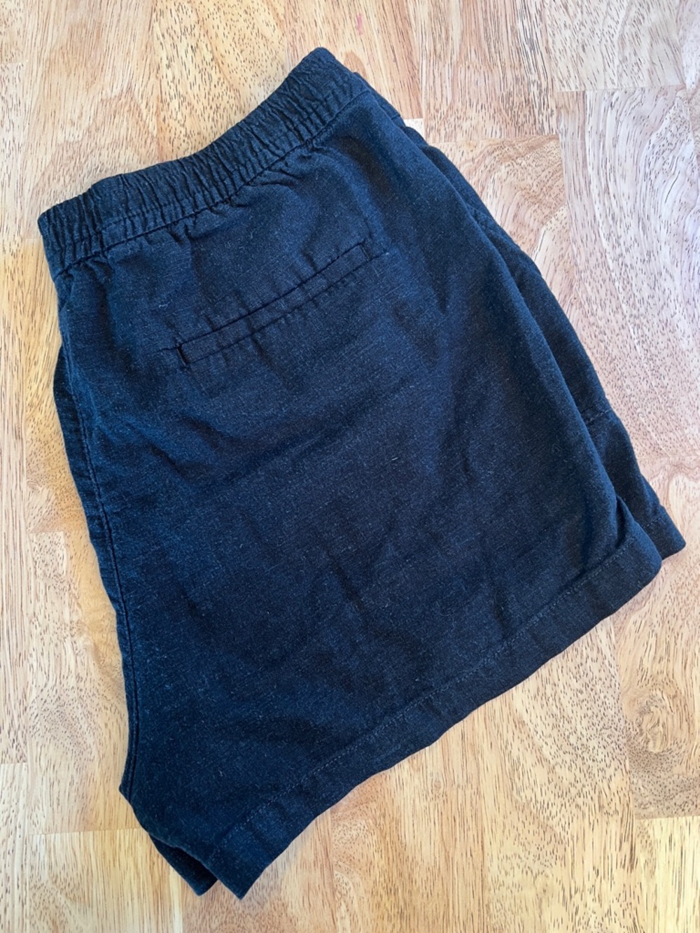 J. Crew Linen/Viscose Blend Drawstring Black Shorts Size Medium - Picture 3 of 12